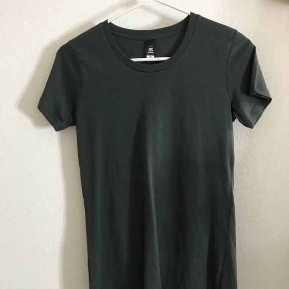 Princess Polly Tops - Plain Dark T-shirt